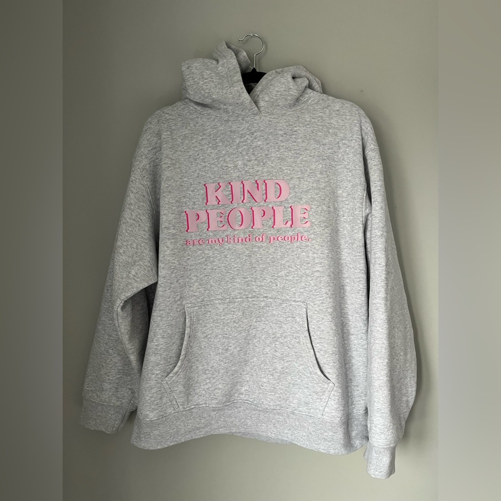 BRUNETTE THE LABEL SWEATER